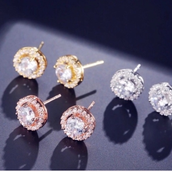 Diamond CZ Studs | 18K Yellow Gold - Picture 7 of 12